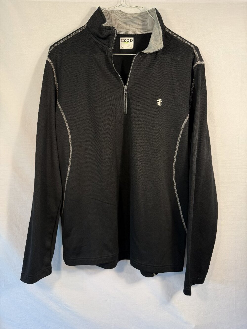 Izod Golf Men XL Black Quarter Zip Pullover